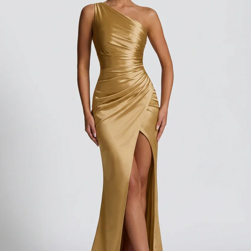 Robe Longue Satinée Asymétrique à Fente