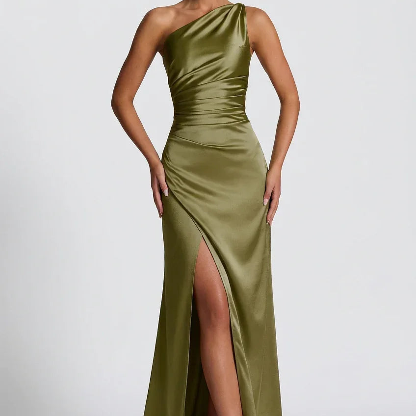 Robe Longue Satinée Asymétrique à Fente