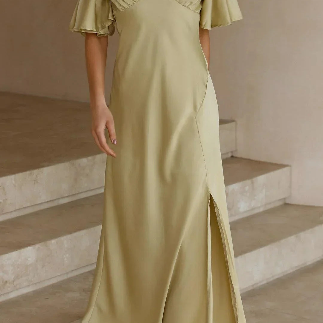 Robe Longue Satinée Épaules Dénudées