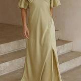 Robe Longue Satinée Épaules Dénudées