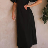 Robe Longue Satinée Épaules Dénudées