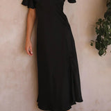 Robe Longue Satinée Épaules Dénudées