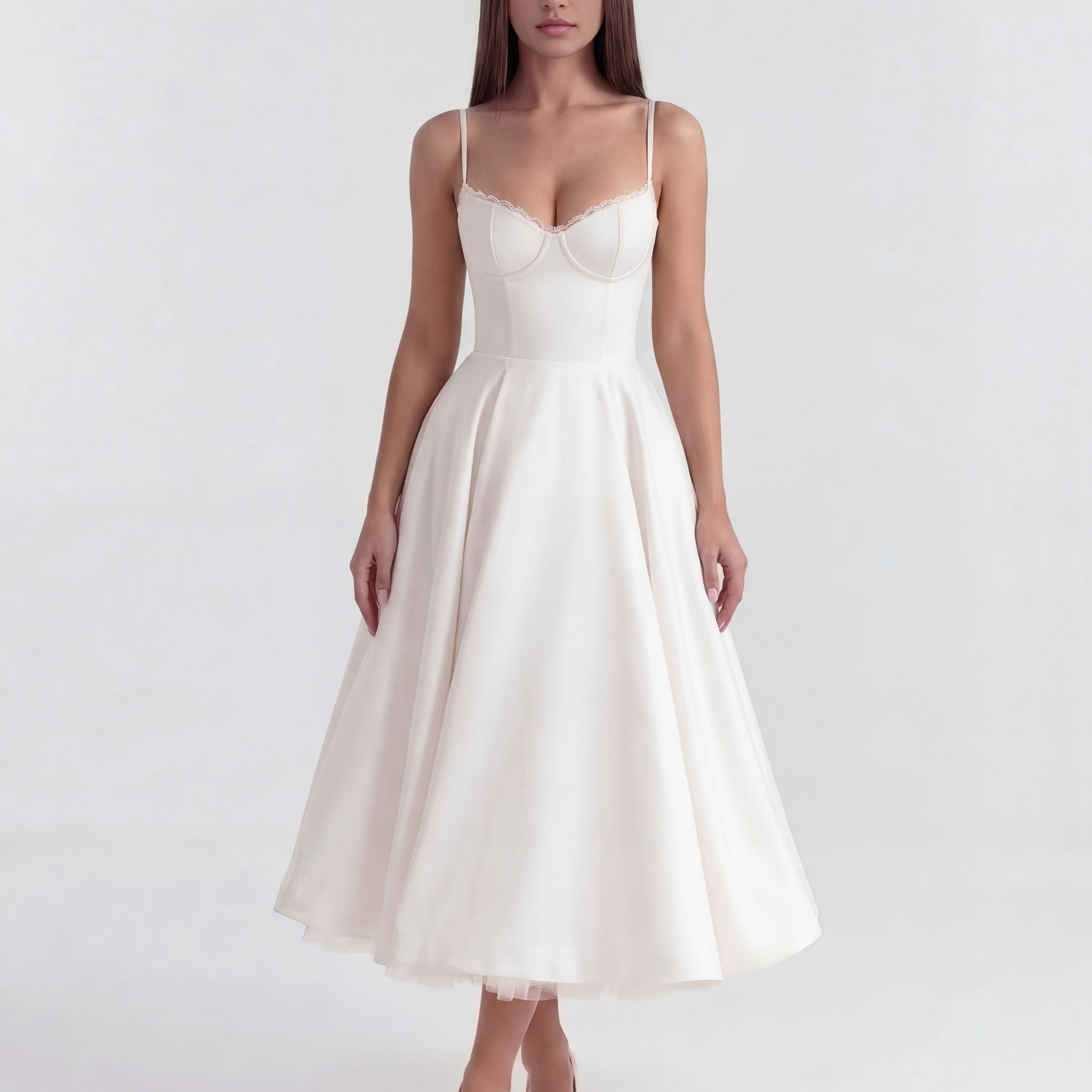 Robe Midi Évasée à Bretelles Fines