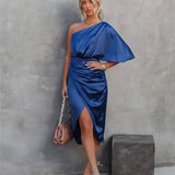 Robe Midi Asymétrique Satinée Élégante