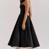 Robe Midi Élégante à Bretelles Satinées