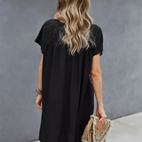 Robe Courte Brodée à Col Rond