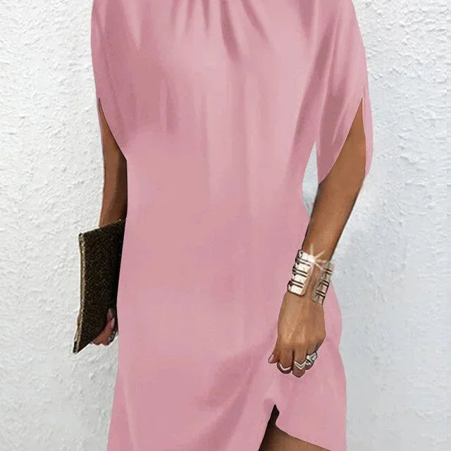 Robe Courte Unie à Col Rond