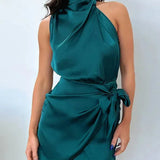 Robe Courte Satinée à Col Drapé