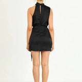 Robe Courte Satinée à Col Drapé
