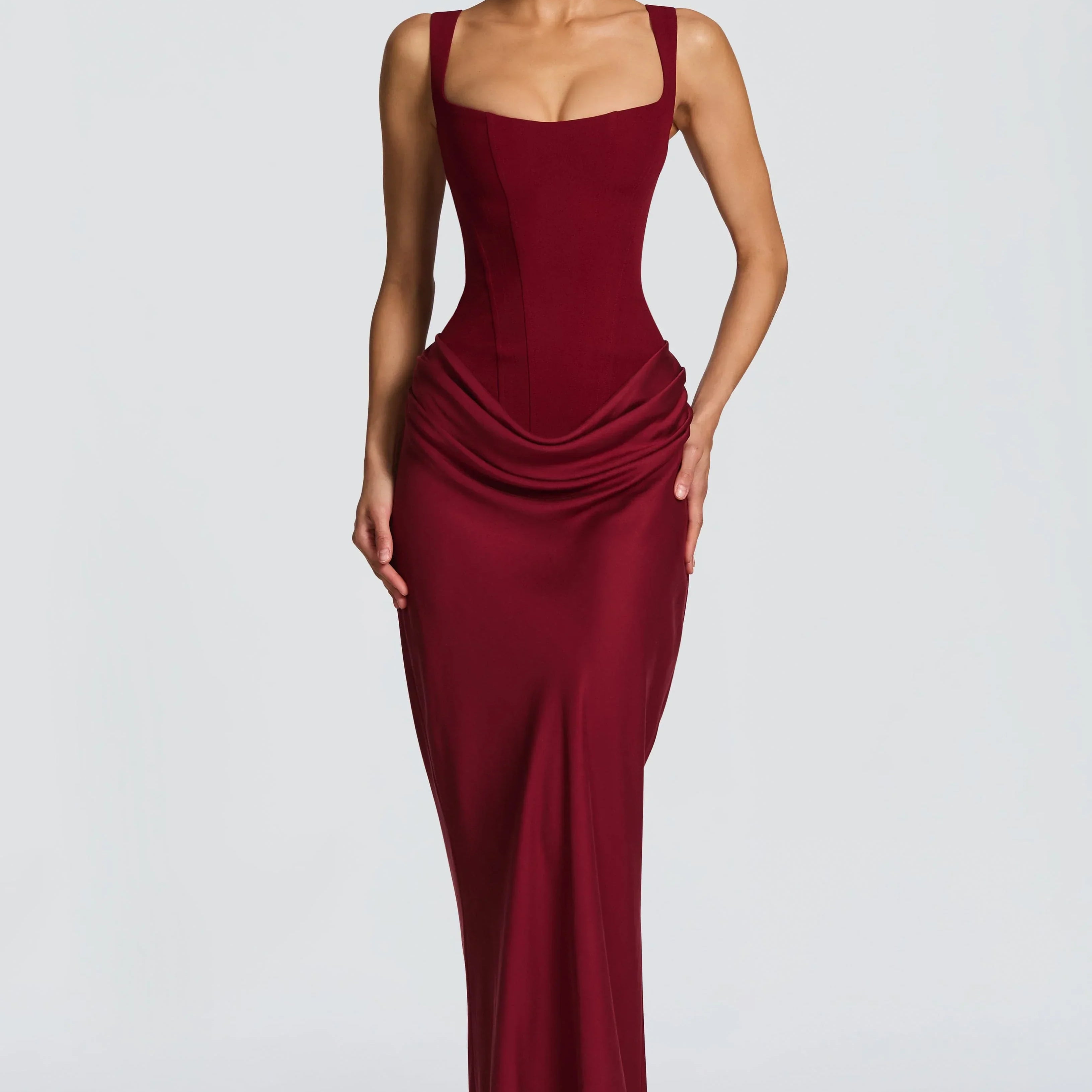 Robe Longue Ajustée à Bretelles