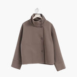 Veste femme en laine boutonnée à col montant