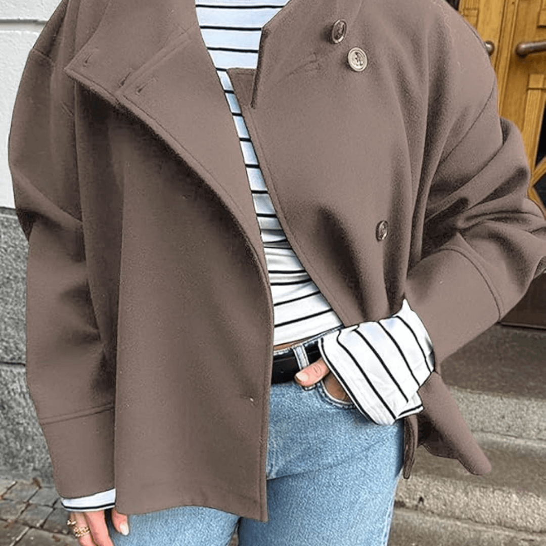Veste femme en laine boutonnée à col montant