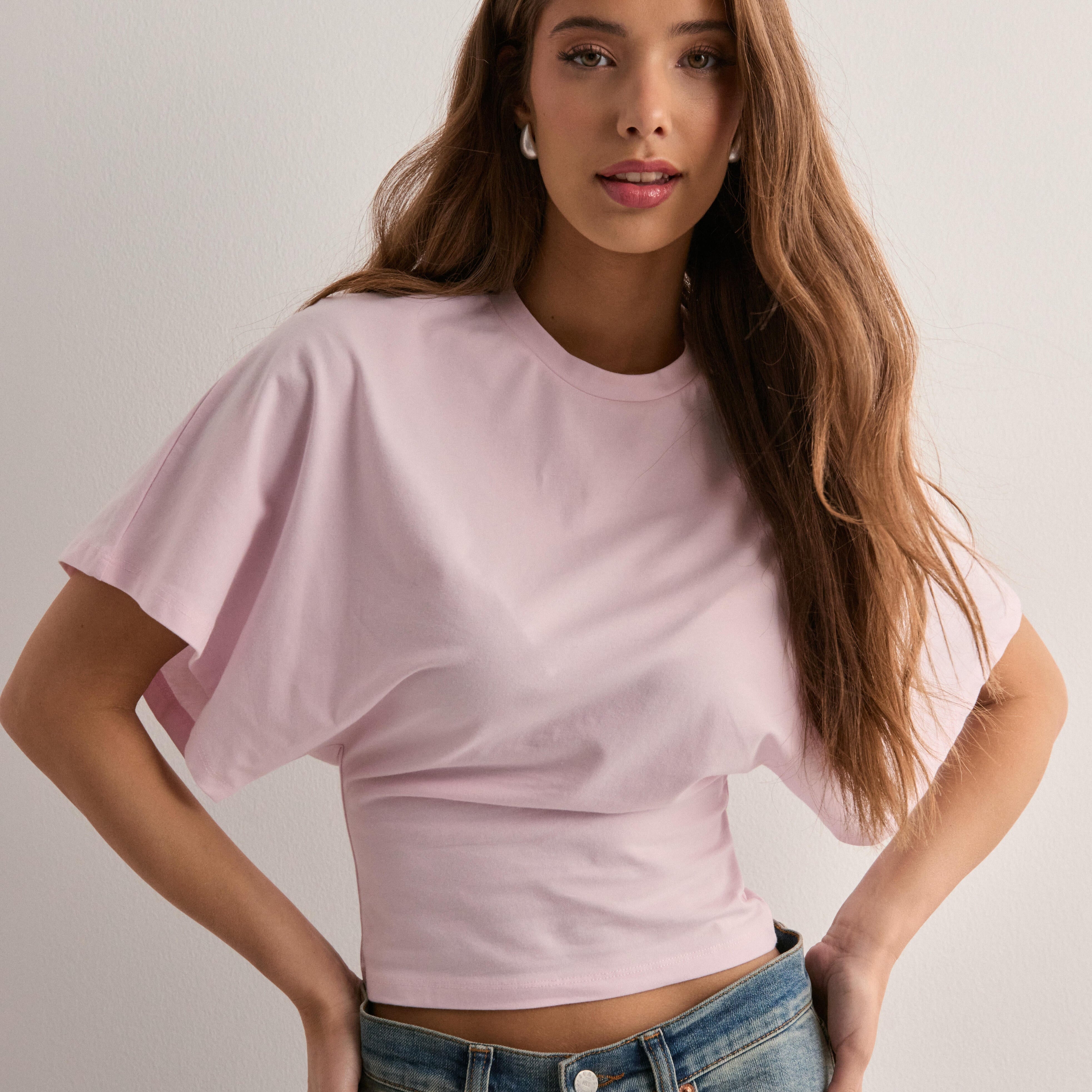 T Shirt Oversize Manches Amples Coupe Fluide Style Moderne
