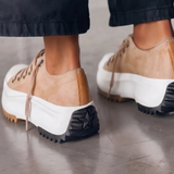 Baskets femme à lacets, semelle plateforme et bout contrastant