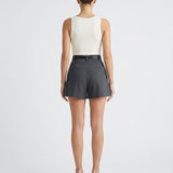 Short femme taille haute coupe ample évasée
